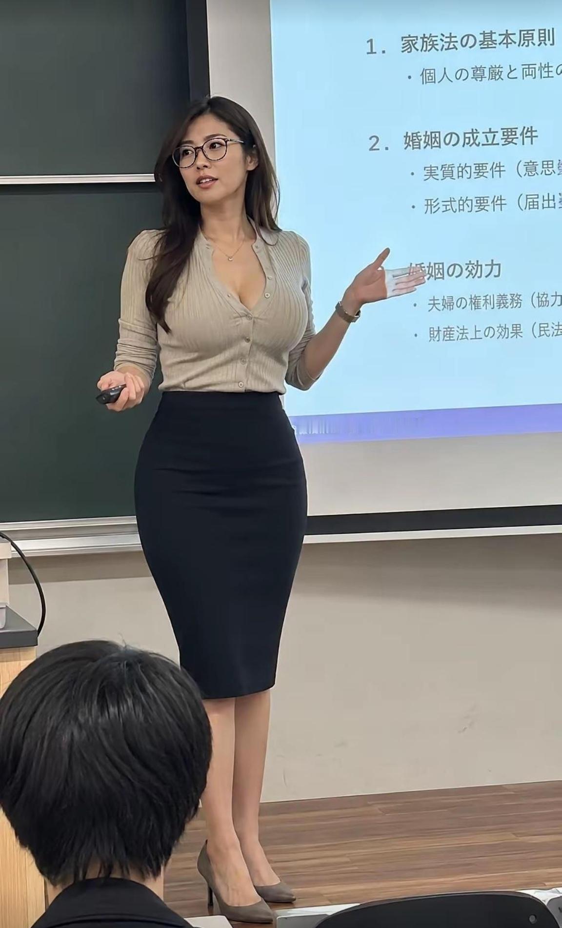 美女在日本，钓鱼岛是中国的，日本的美女则是全世界的。

友友们，你们如何看呢？