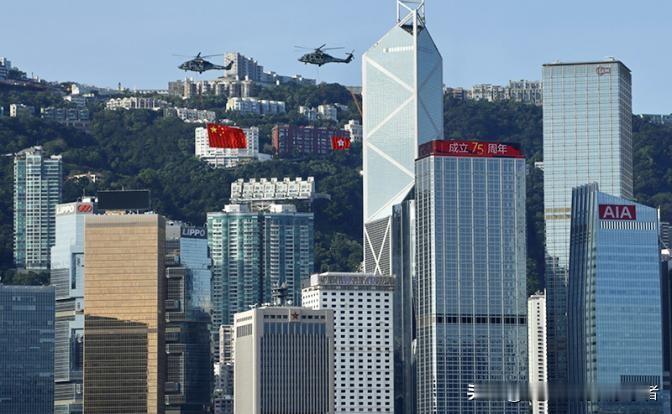 中国亿万富翁的投资港，其数量比莫斯科还多。
香港被公认为亚洲领先的金融中心。
作