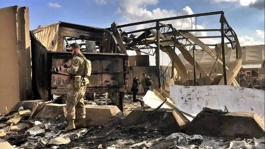 仗打成这样，特朗普都扛不住了！就在前不久，美军惨遭连环暴击，第五舰队指挥官的秘密