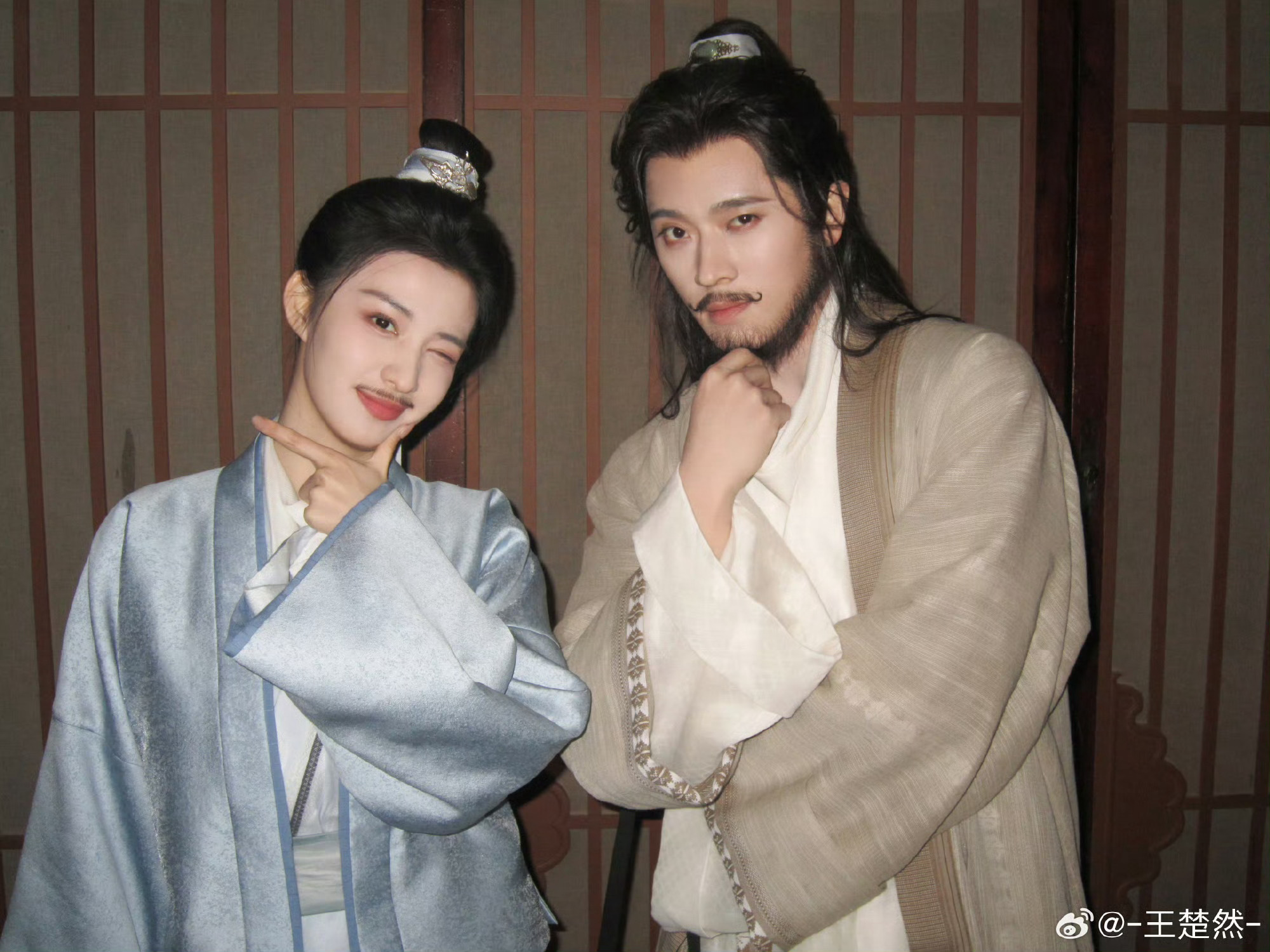 王楚然丞磊鱼蛋合拍王楚然丞磊合拍，鱼蛋怎么那么配王楚然丞磊合拍pose加1111
