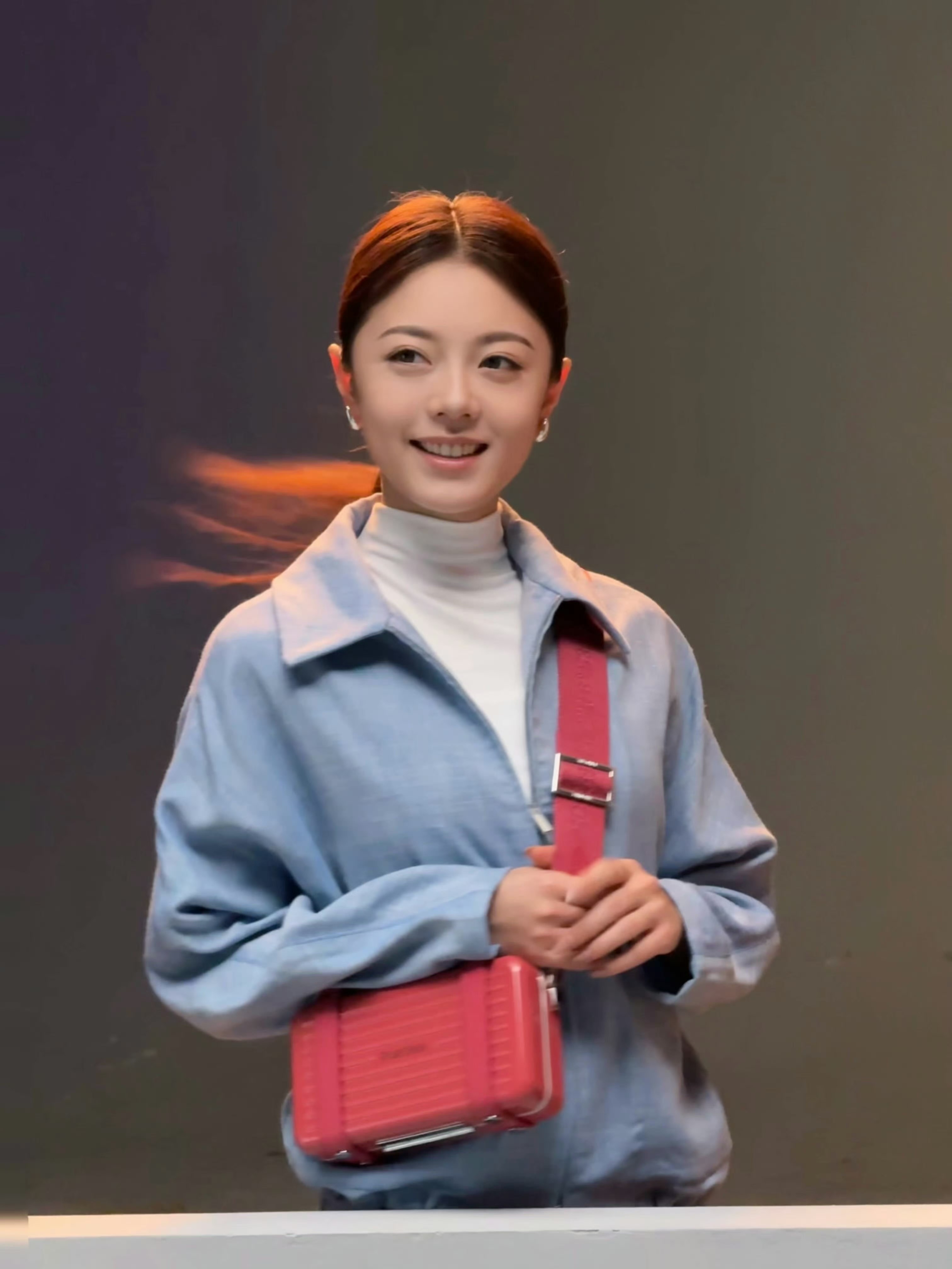 拍成这样还发出来工作室有内鬼吧 ​​​