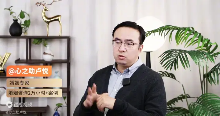 所有背叛都从“只是聊聊”开始的