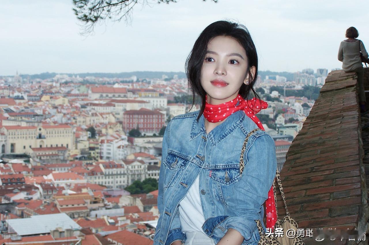 章若楠分享图片