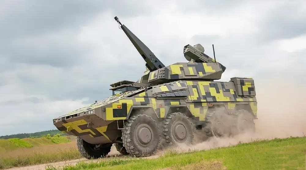 "防空界的新锐！德国空天游骑兵30（Skyranger 30）竟用"天女散花"打