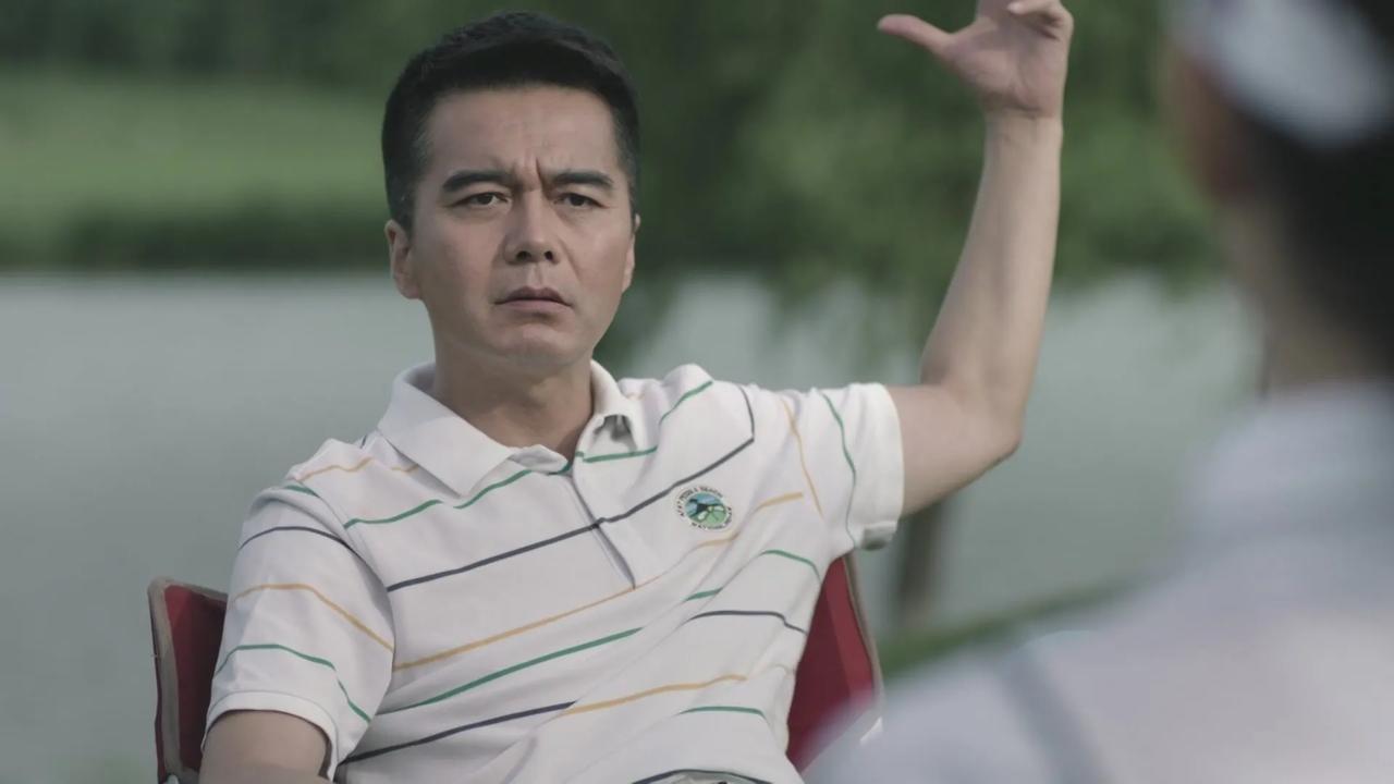 汉东公安厅厅长祁同伟是近年来最受人们的同情的反派角色，他是普通家庭出生，依靠一步