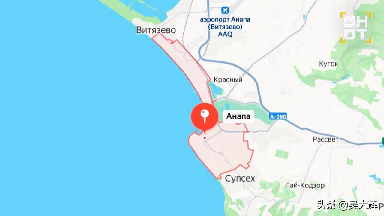 阿纳帕与维佳泽沃遭乌克兰无人机袭击

11日晚至12日晨，乌克兰无人机大规模袭击