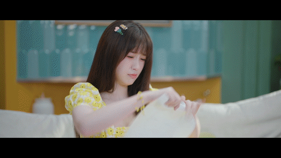 感觉虞书欣这一段的演技也是蛮夸张的[允悲][允悲]虽然很真实，但是感觉在影视化上