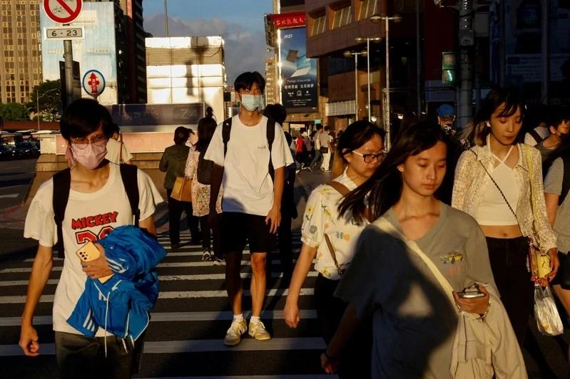 台大退休教授薛承泰投书台湾联合报，给赖清德发出一封“限时信”，呼吁即将上任的赖清
