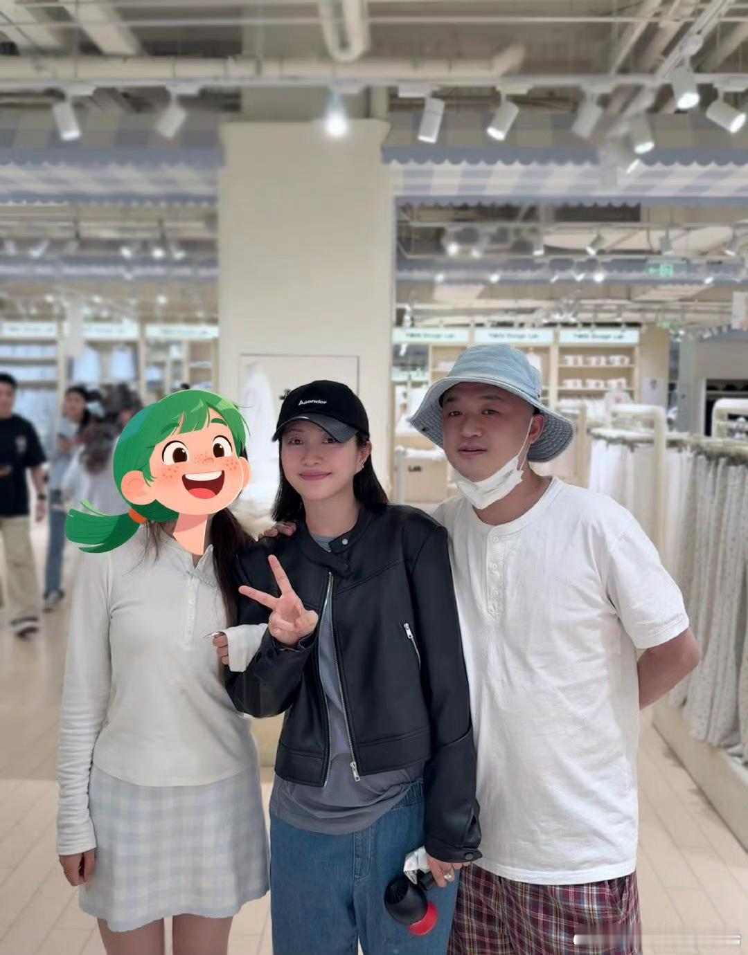 包文婧二胎产后状态 包文婧也太苗条了吧，哪像生了二胎的！ ​​​