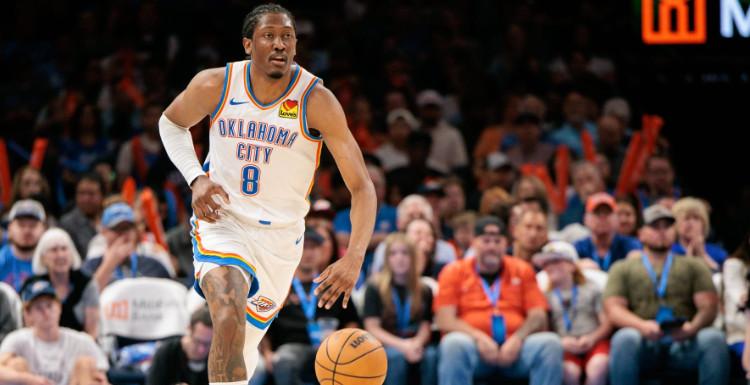 季后赛的杰伦威廉姆斯是真厉害

雷霆大胜太阳，迎来季后赛开门红，雷霆赢得太轻松了