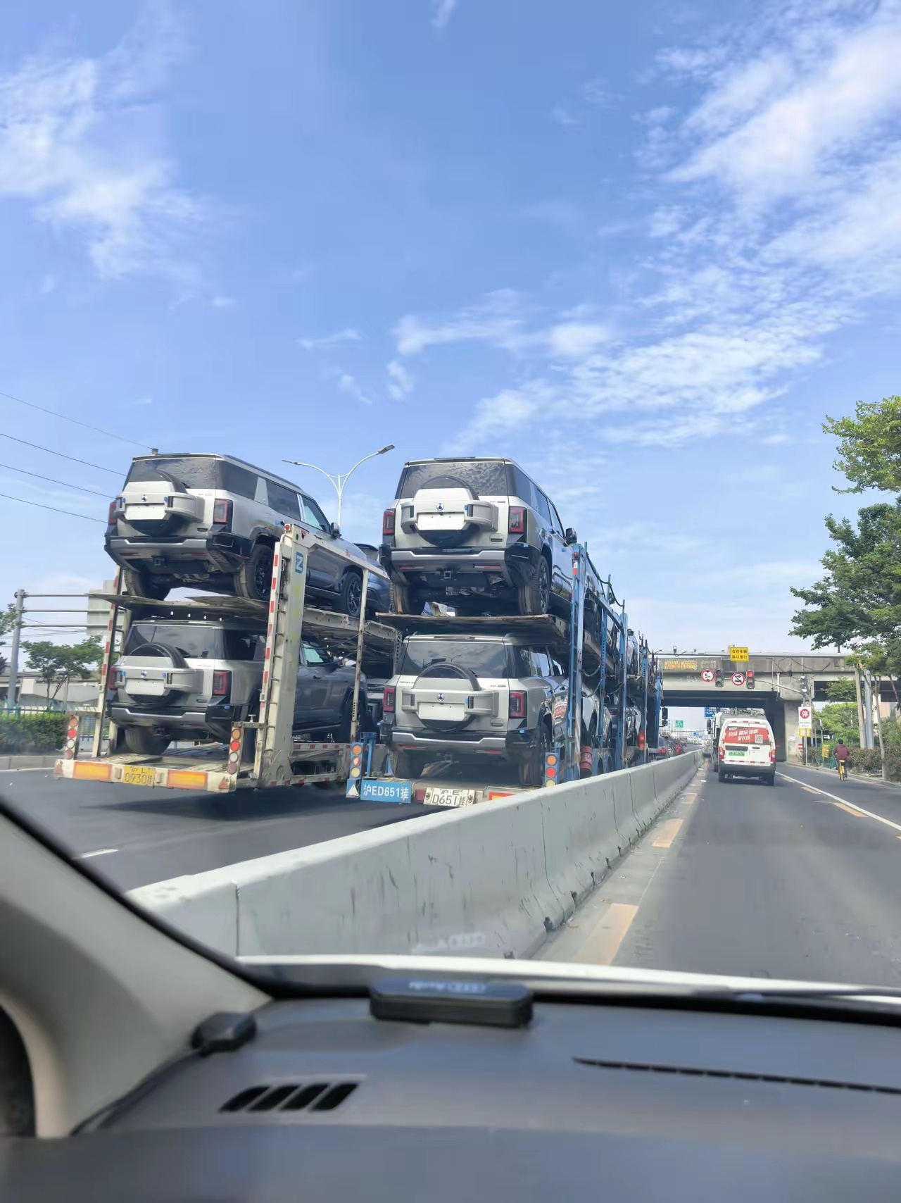 这是腾势什么车？ 