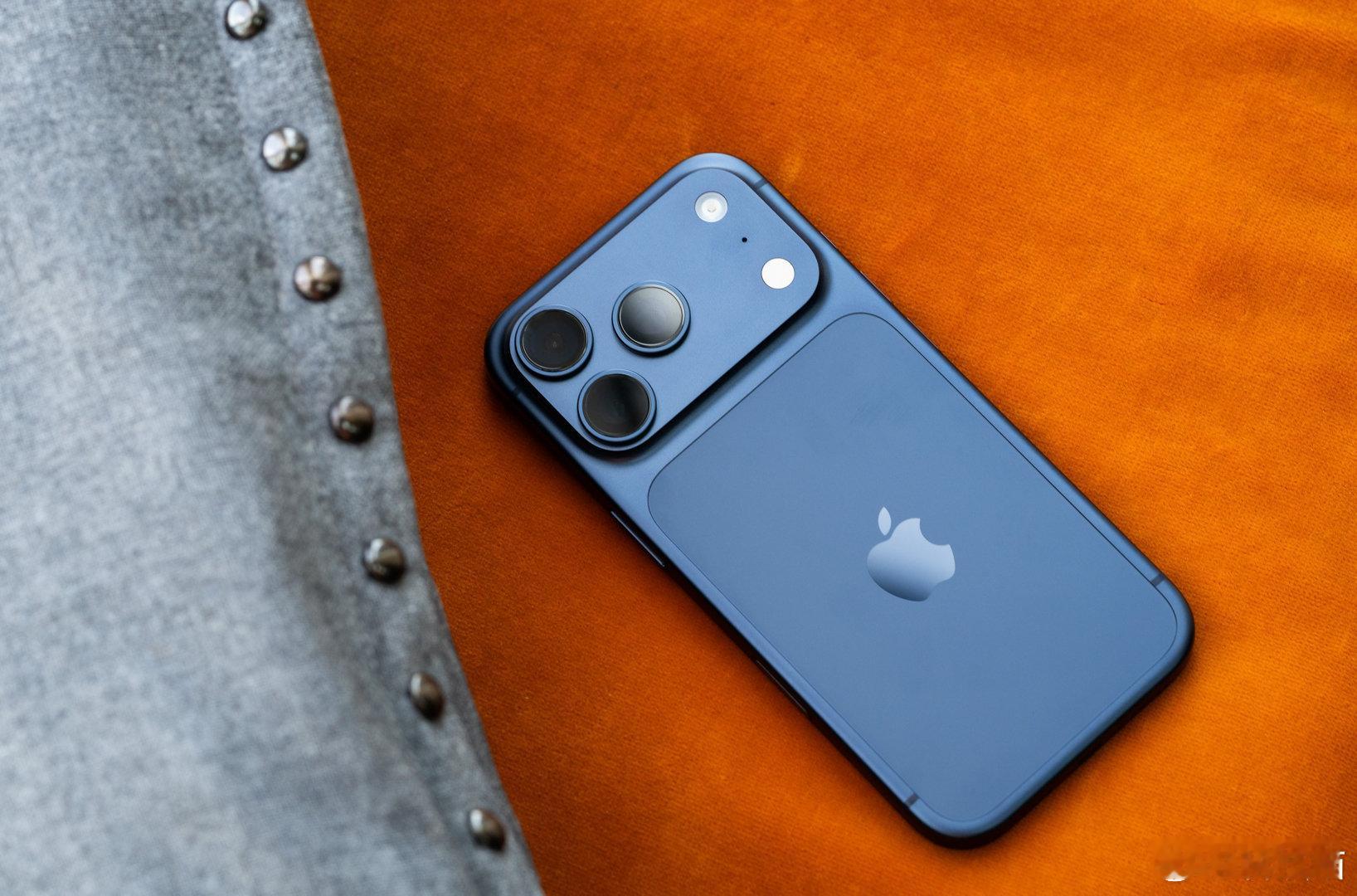 内存涨价或加速手机行业洗牌1，魅族已经暂停手机硬件研发2，低价手机，比如1500