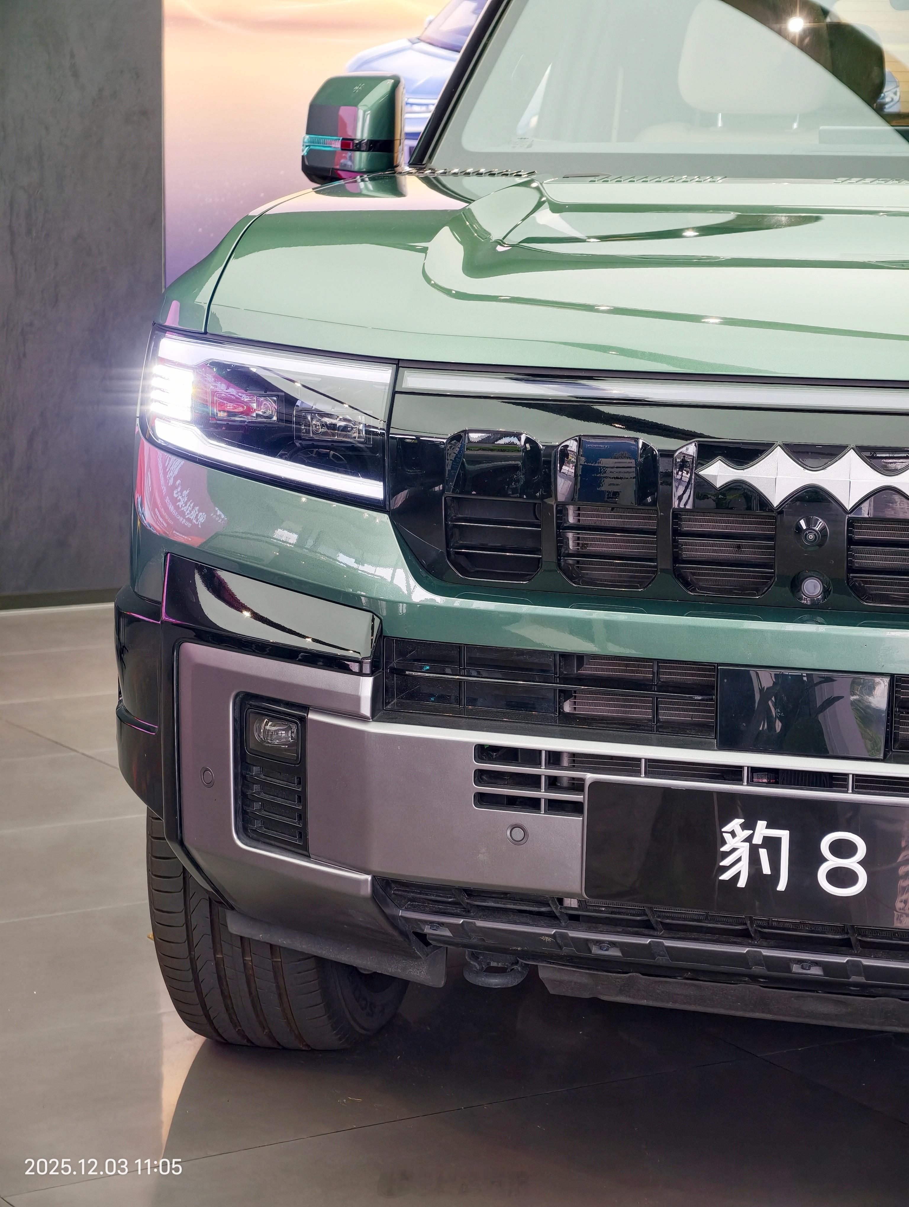 方程豹豹8，实车比图片更大气，硬派越野旗舰
