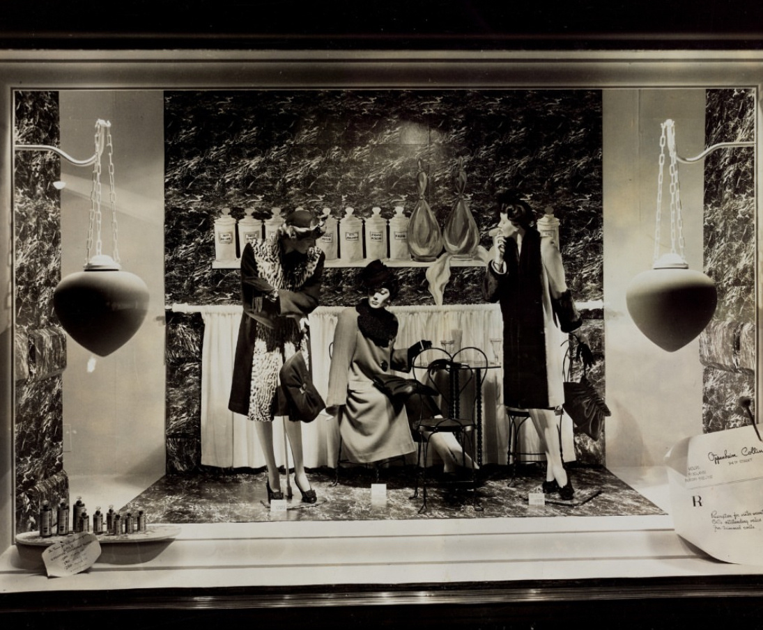 【来自投稿】1940-1945年 纽约梅西百货橱窗 