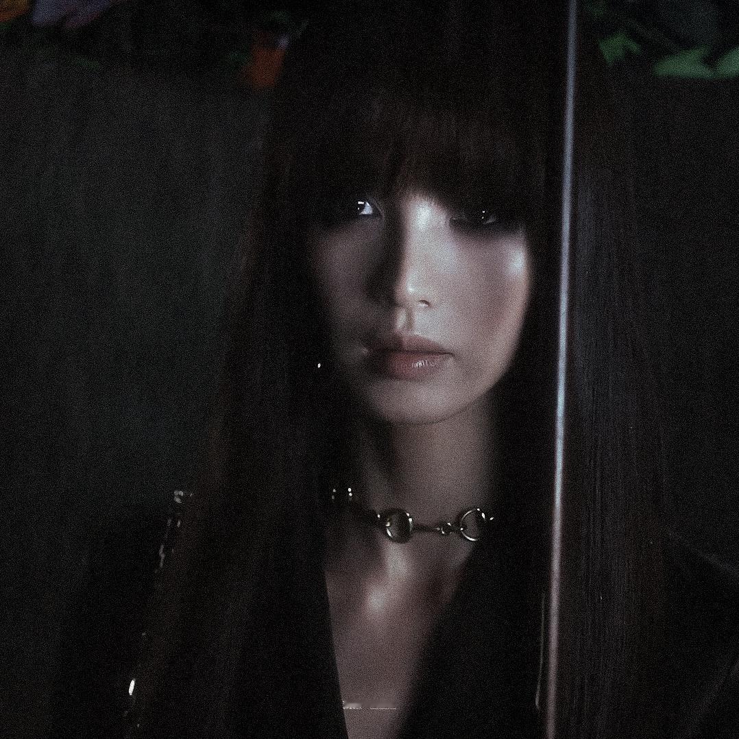贪恋这雨夜田曦薇.-就喜欢田曦薇走路劲劲的感觉
