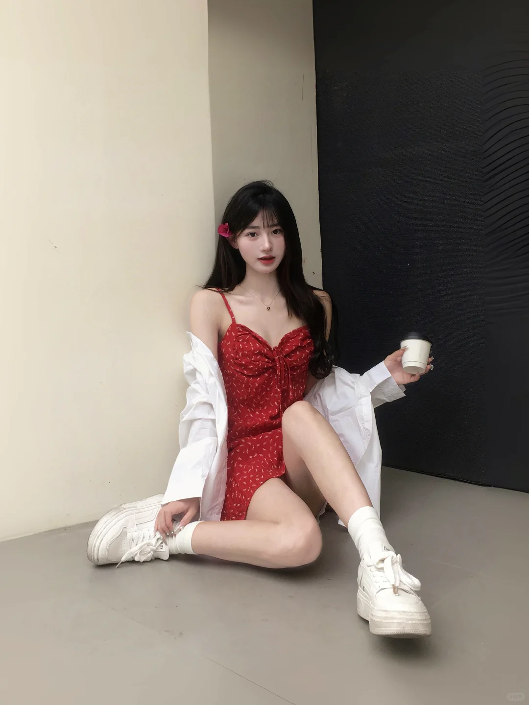 还得是红裙子