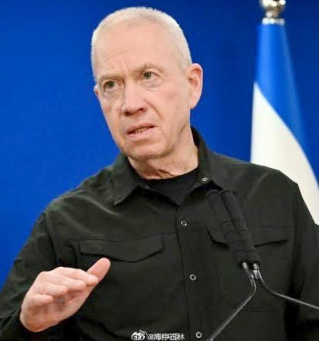 据报道，以色列前国防部长约阿夫.加兰特据称被伊朗击毙！

据报道称两个版本：
其