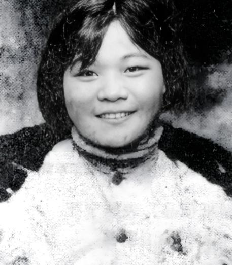 1938年，刘坤模来到延安，见到了阔别十年的结发丈夫彭德怀。面对妻子已经改嫁他人