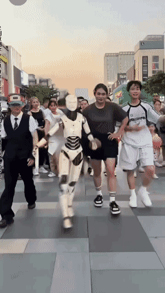 真的假的？你确定不是 AI？[泣不成声]