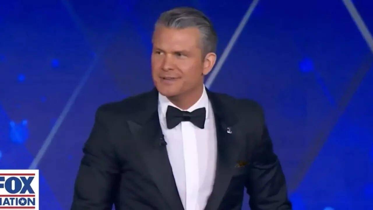 [彩虹]美国国防部长 🇺🇸 皮特·赫格塞思面临审查
Pete Hegseth