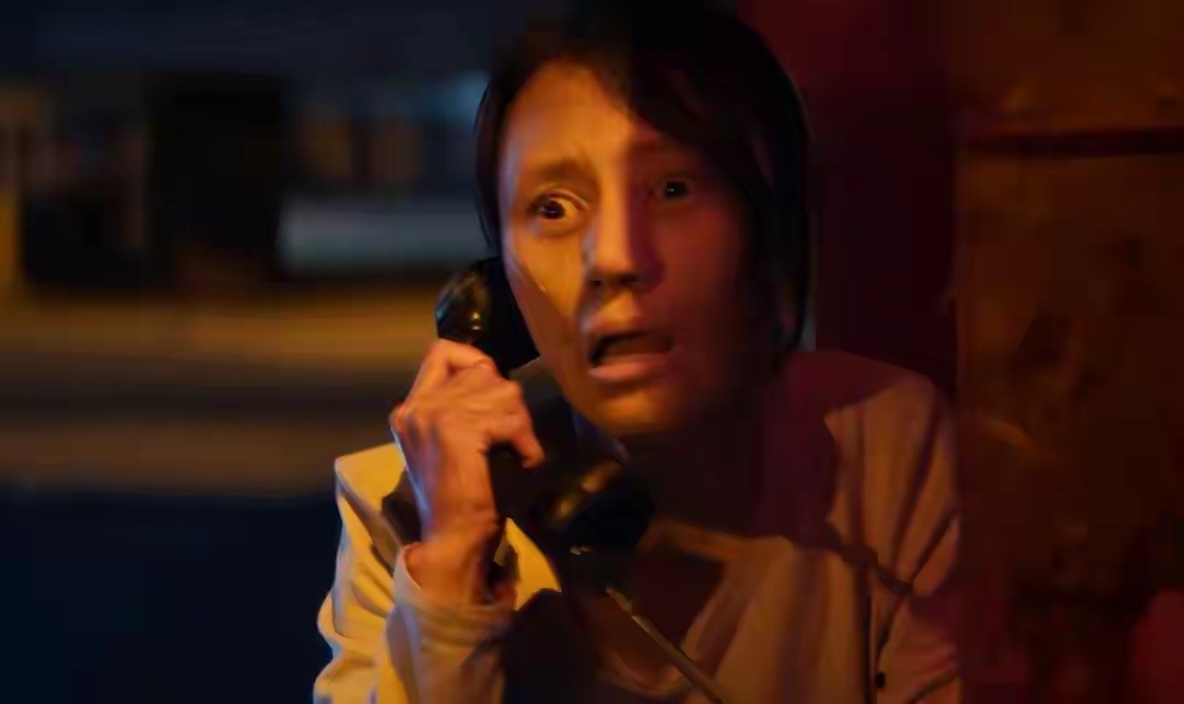 积压十年终上映，投资1亿票房仅633万，劣迹艺人拖累袁泉。 