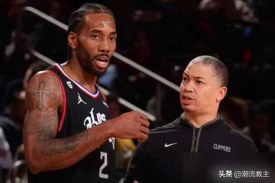 哈登换加兰，一个35岁，一个26岁。骑士要的是现在，快船赌的是未来。
骑士那边