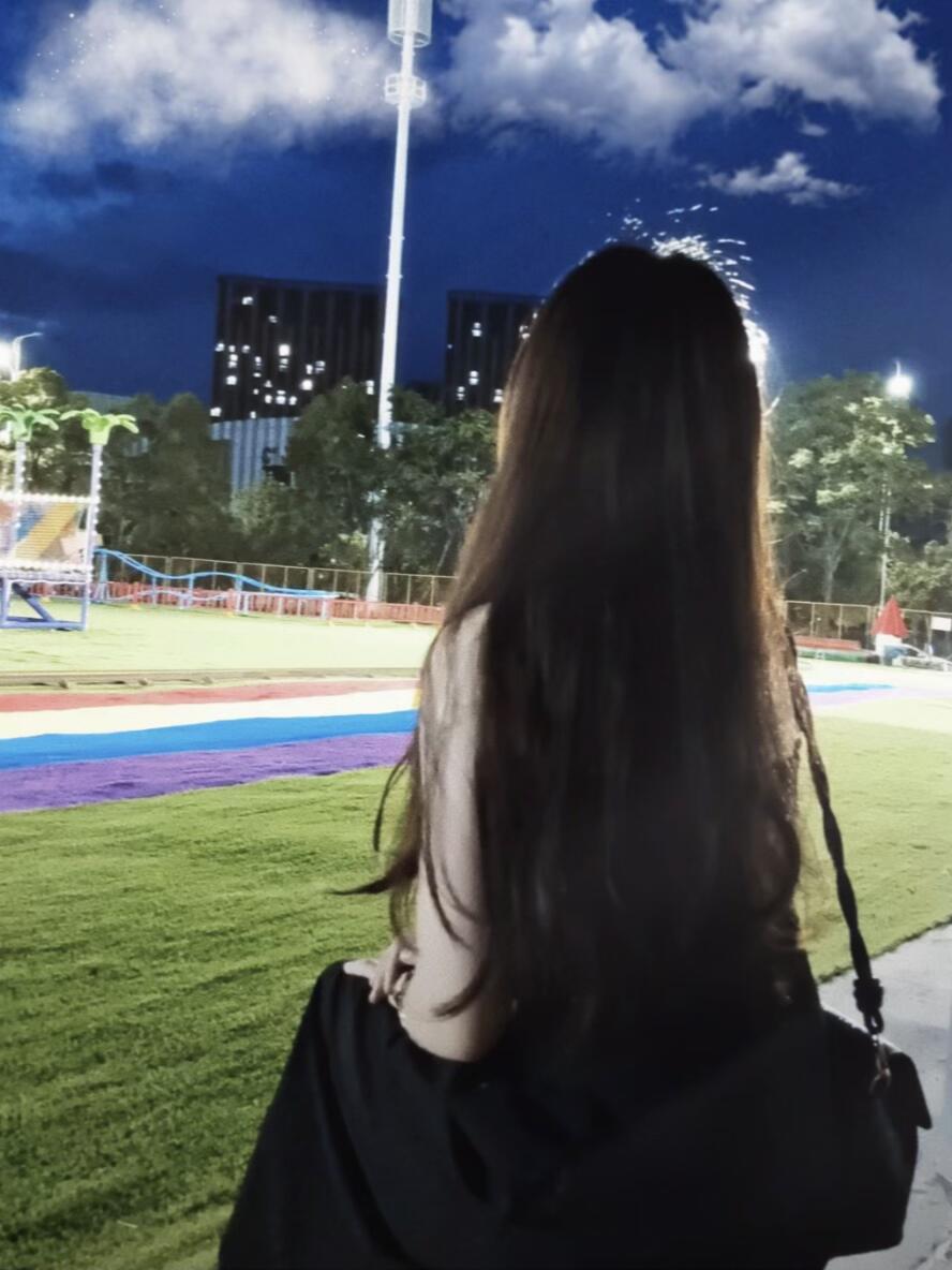 一句非常经典的话:

“人这一辈子，不能太圆满。
发财不发人，发人不发财。
福寿