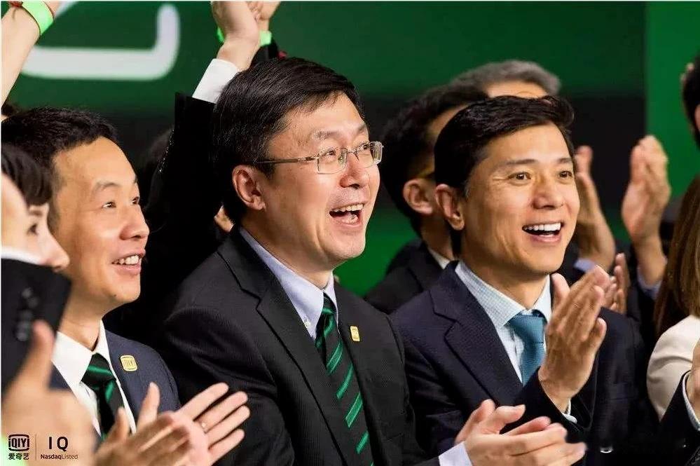 瑞幸与浑水的恩怨尚未终结，另一家明星中概股就被“华尔街之狼”盯上了。

昨日晚间