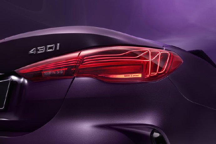 宝马2026 款 4 系来了外观方面，新增安格尔西赛道绿和磨砂紫两款车漆，配置方