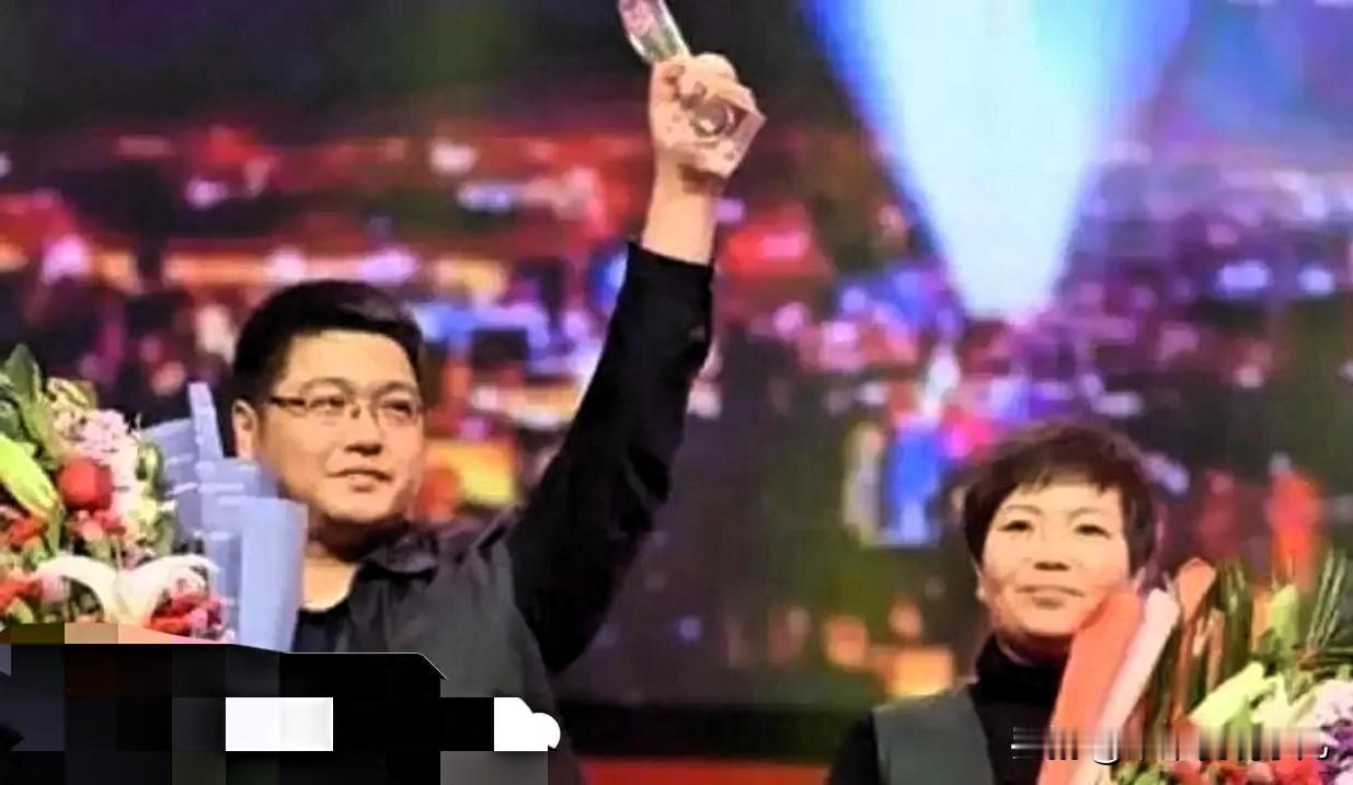 河北石家庄的张贵平，婚后不想出去工作，总想着靠着老婆郭俊伏供他读书，两人相识时，