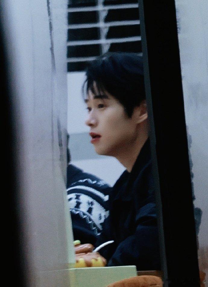 周五晚高疯 意犹未尽的快乐，全靠下一期续上！期待新一轮录制解锁更多惊喜，搬好小板