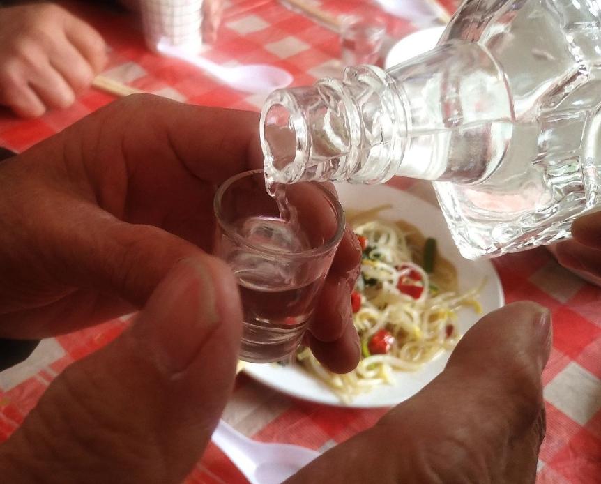 老人戒酒，相当于“作死”？人老了还要不要戒酒？医生一次性说清

"我现在这把年纪