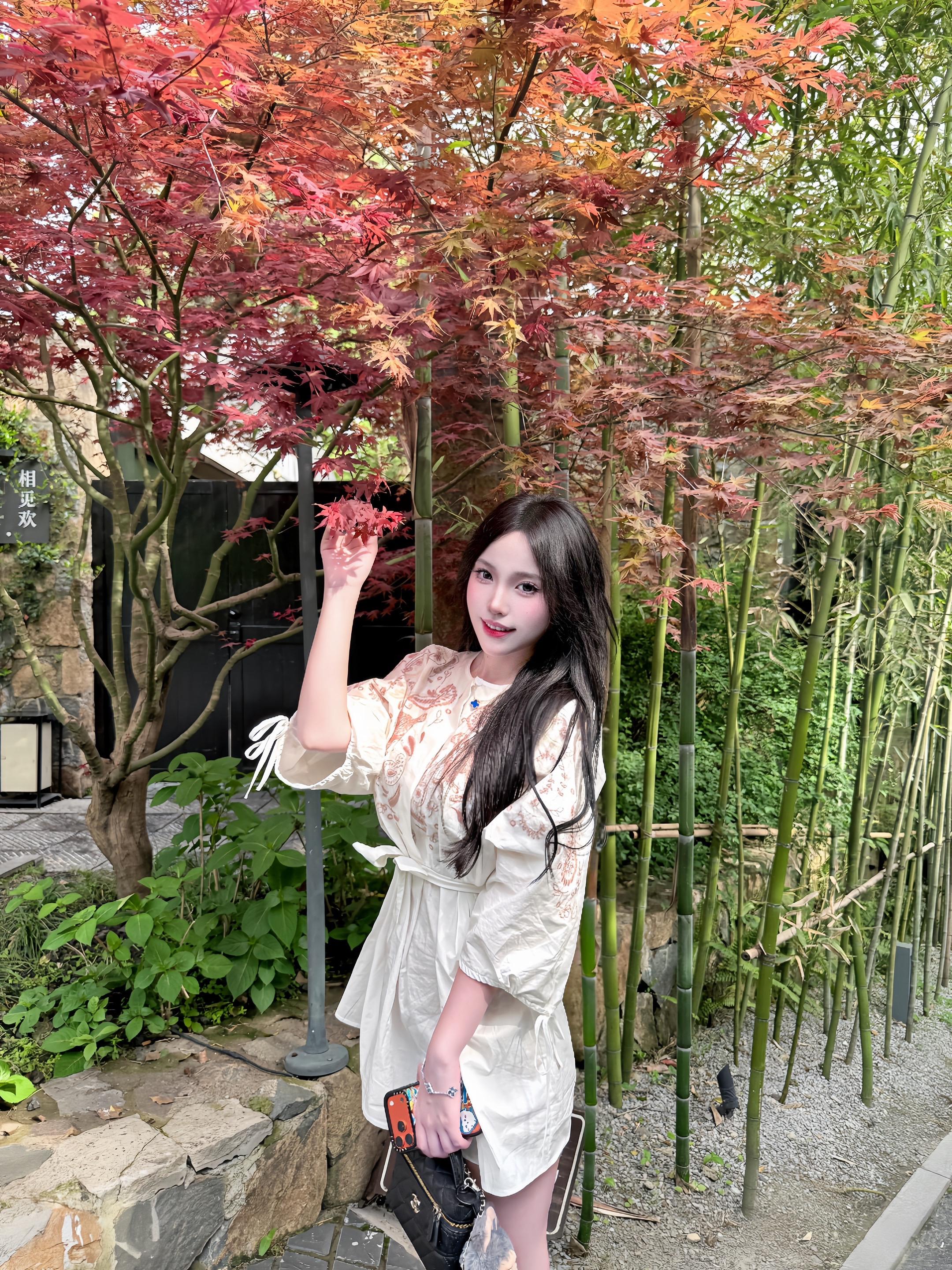 你對我來說是宇宙  但我對你來說是一顆星嗎