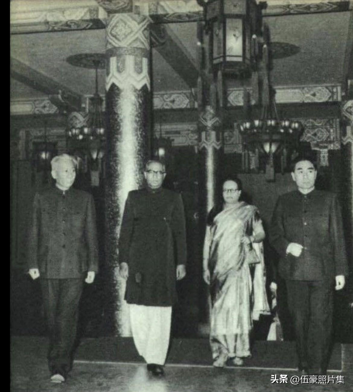 1956年3月23日，巴基斯坦驻华大使苏尔丹乌丁·阿哈默德举行国庆招待会，左起：