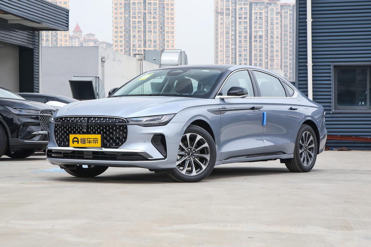 良心却被冷落的豪车！跌至16.98万起，全系2.0T高功，为何没人要？
相信最近