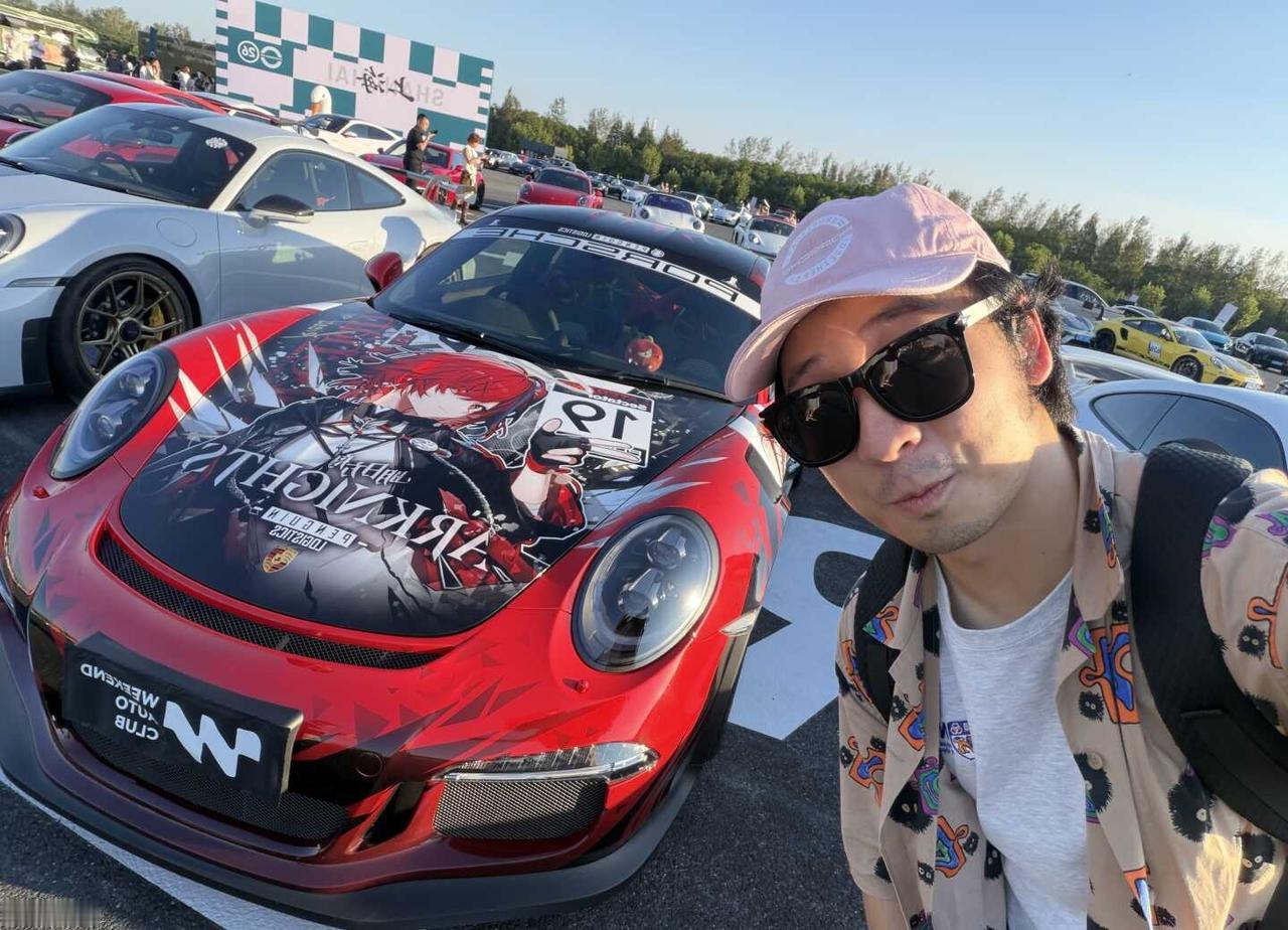 和保时捷的Perfect Sunday Afternoon😎
保时捷尽享跑车日