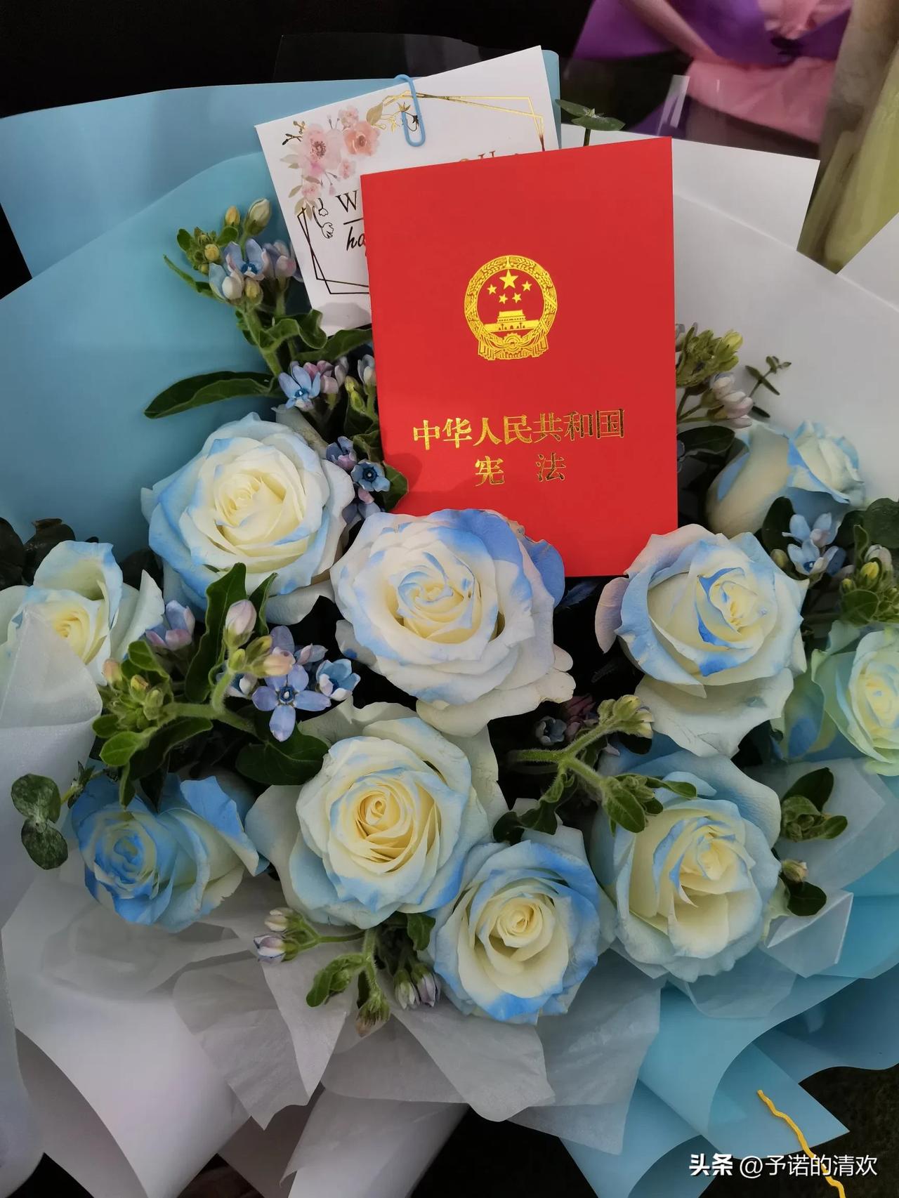 离高考还剩一星期了！

昨天成人礼结束后，老师召集家长回教室开了一个简单的家长会