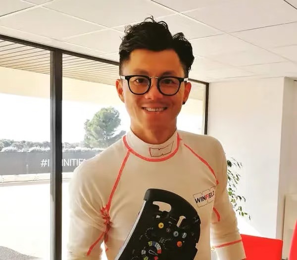 不够买一辆劳斯莱斯闪灵，这你受得了吗？不行的话换个牛肉面不要面吧