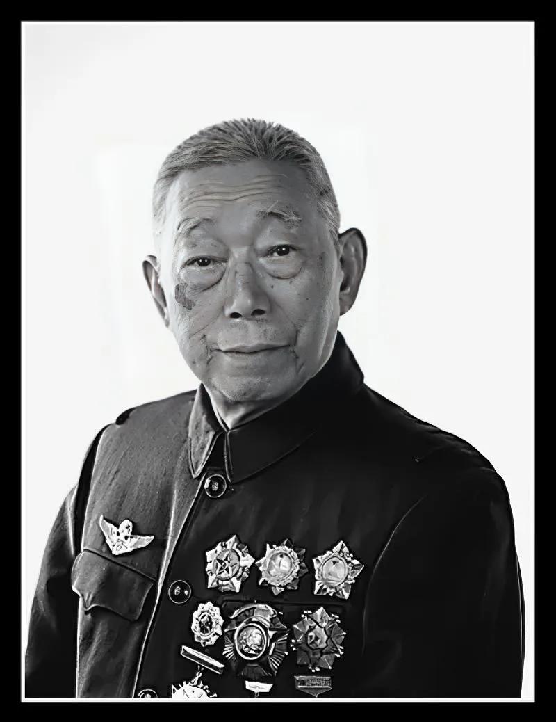 2015年3月17日，开国空军少将方子翼因病医治无效在北京逝世，享年98岁。
在