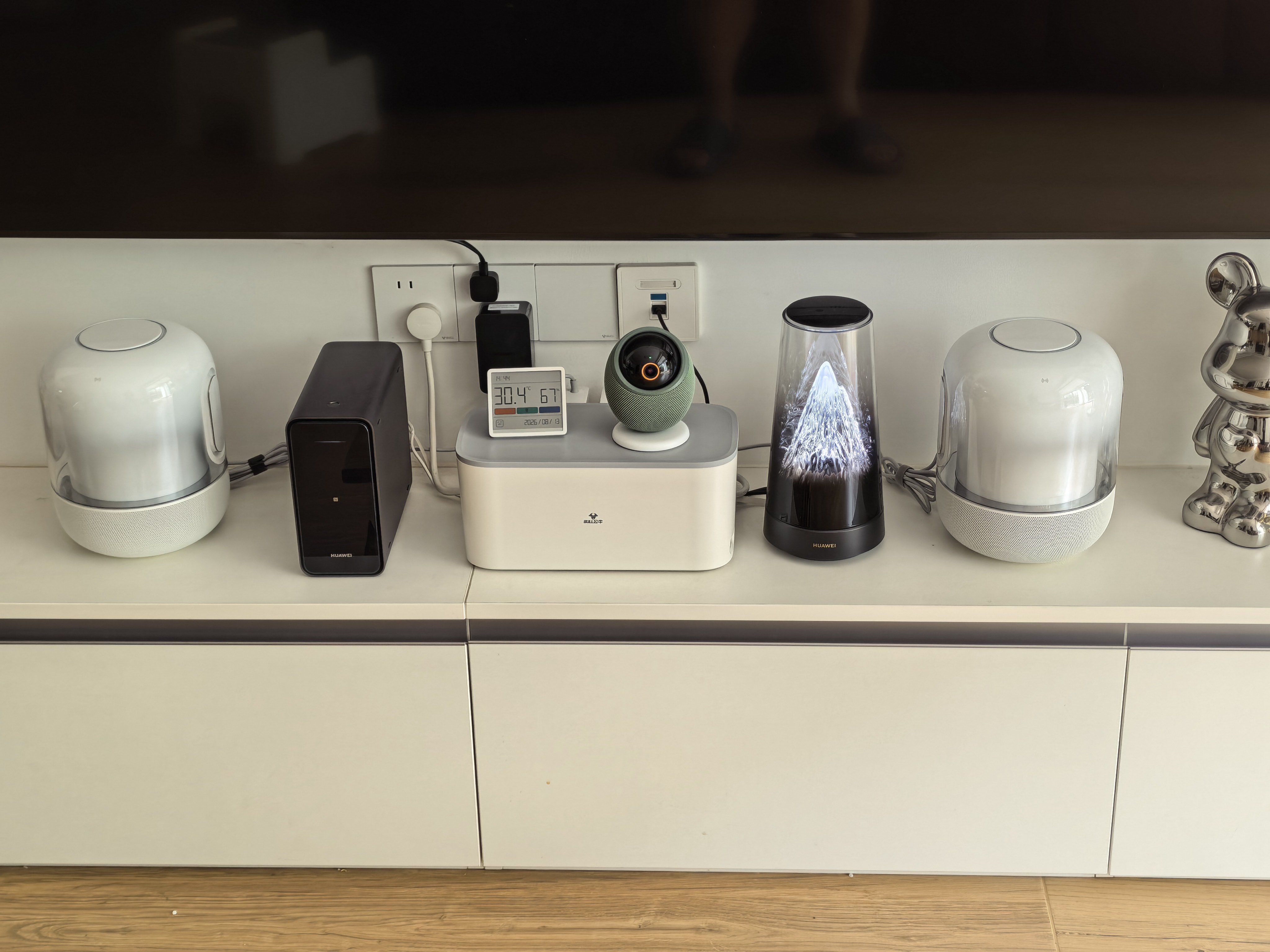 最终还是弄了俩华为Sound X5组成立体声其实这俩加起来可以弄一套华为悦彰了 