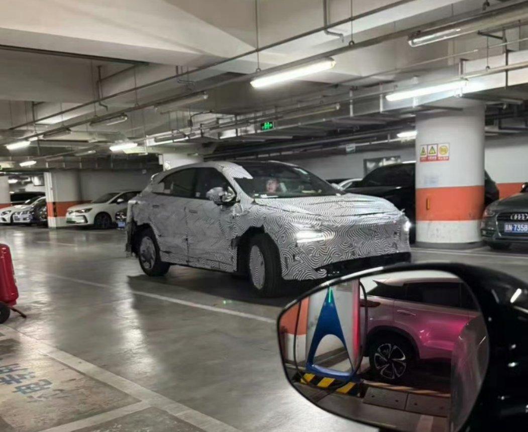 小鹏G7谍照，过两天拍一下，看看有什么亮点 ​​​