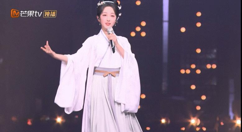 蒋梦婕青春芒果夜李清照造型以为蒋梦婕魂穿了李清照青春芒果夜节目单东方美学被蒋梦婕