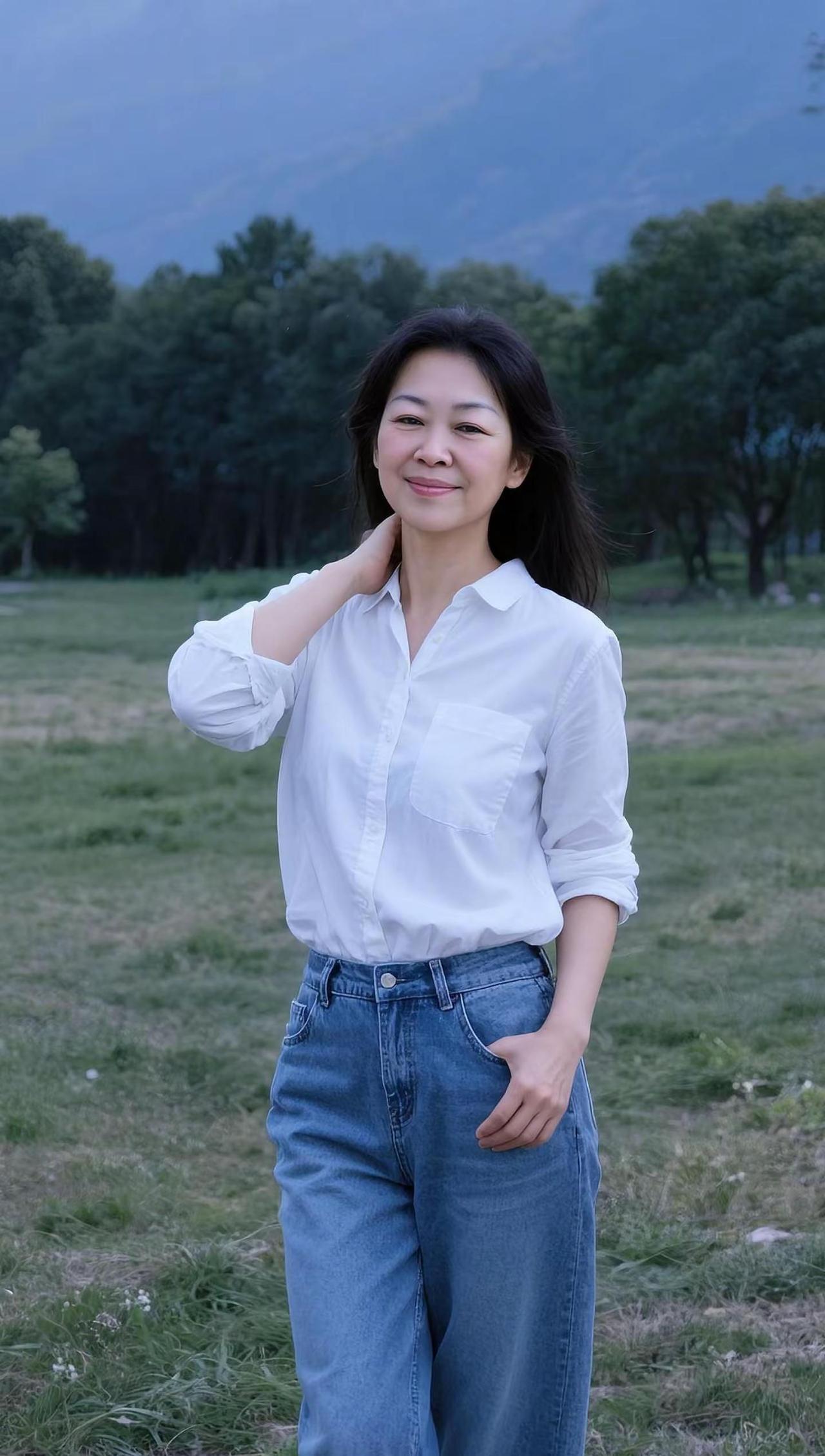 现实就象四大名著。AI草地生活照