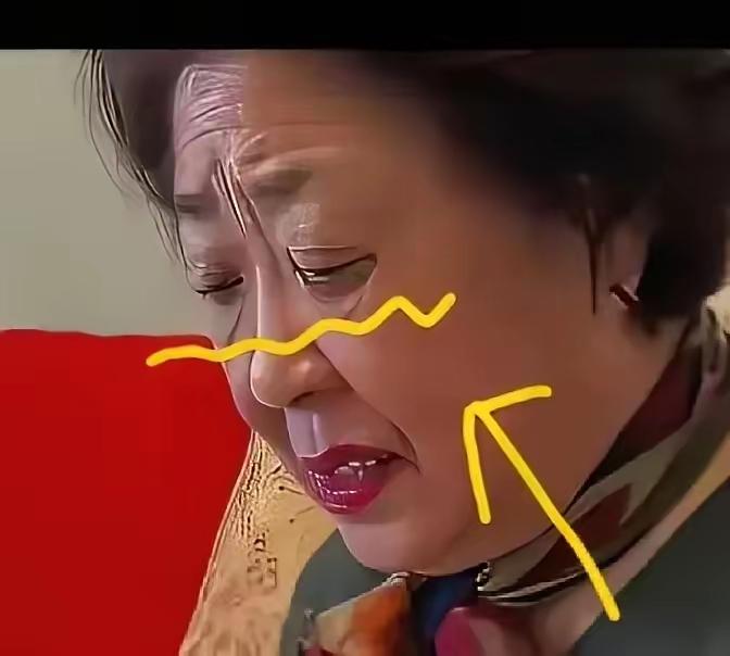 庞书令不是疯了，是在救命！
她拼命把事往大里闹，是因为再不出声，庞家就被徐家一口