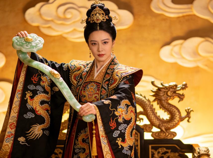 看图猜成语 
晒图大赛
上期猜成语答案：人强马壮或兵强马壮！ 
 
大家猜对了吗