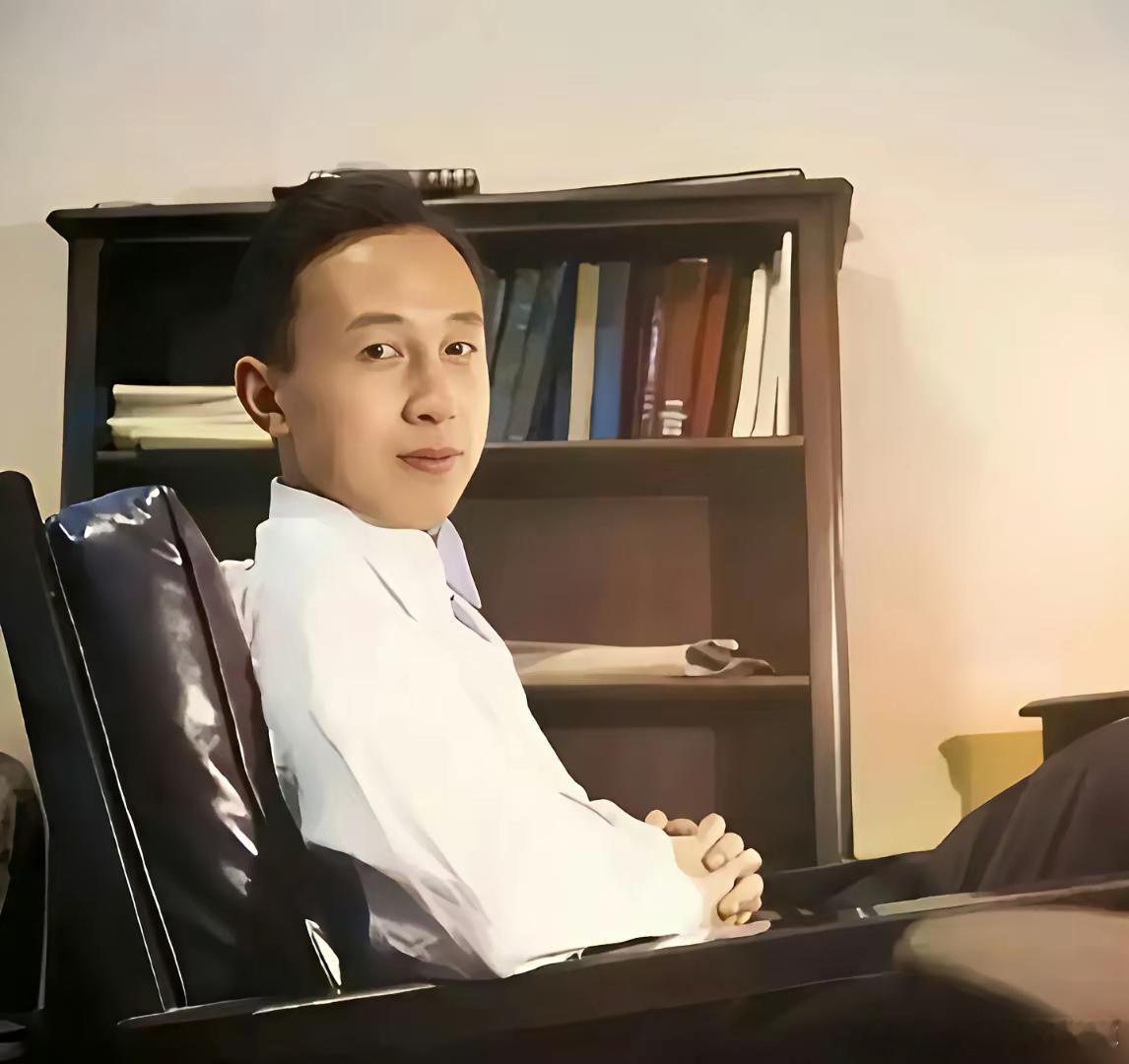 24岁的钱学森，在麻省理工学习，真的帅！ ​​​