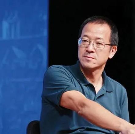 层次越低的人群，自尊心越强，心理越敏感，跟他们讲话要特别注意措词，最好不要随便开