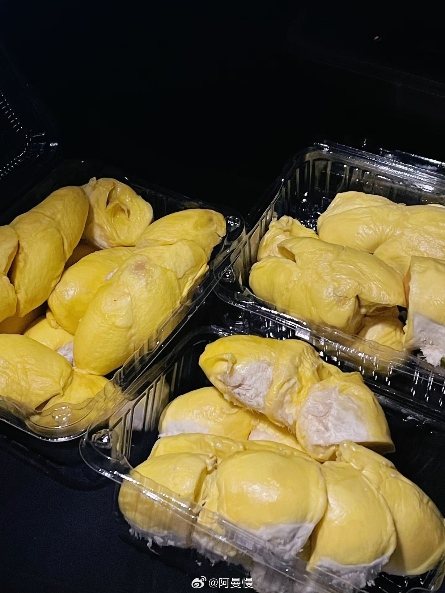 减脂进度清零，败给一口榴莲，快乐但罪恶～ 
