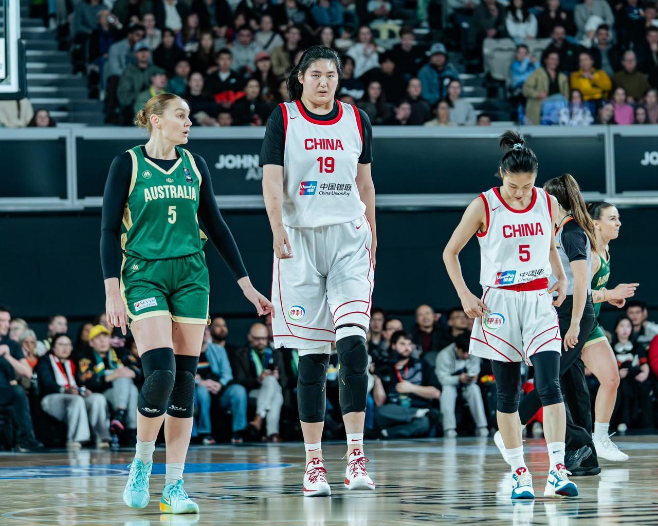 中国女篮继续第三节崩盘，依旧2分惜败
82:84

7月7号那天的第一场公开热身