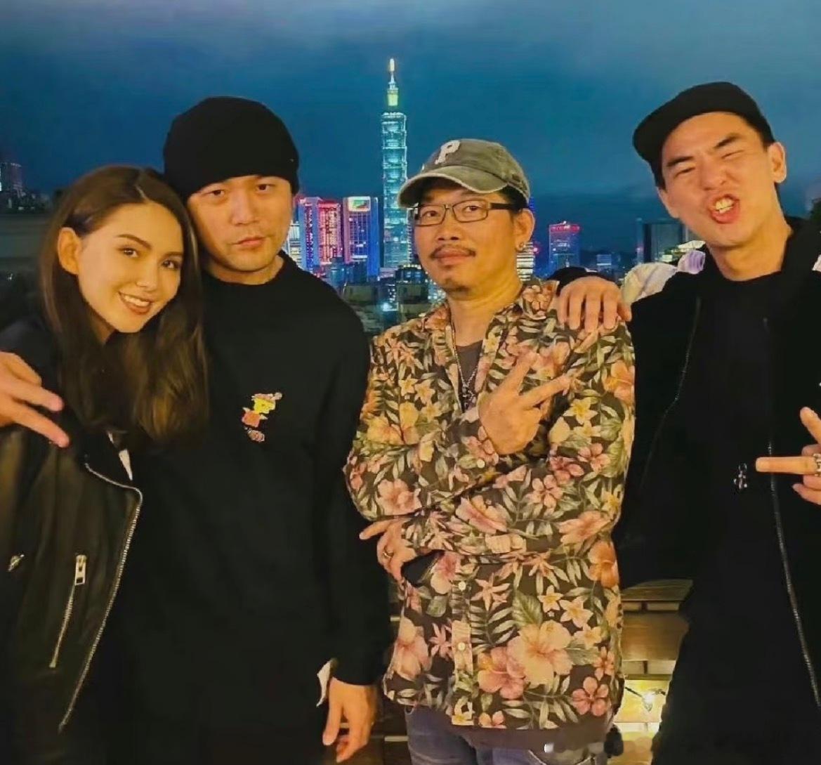曝方文山选妃到现在一张照片都没有，一个当事人都没有出来锤，有的只是路人甲乙的纯文
